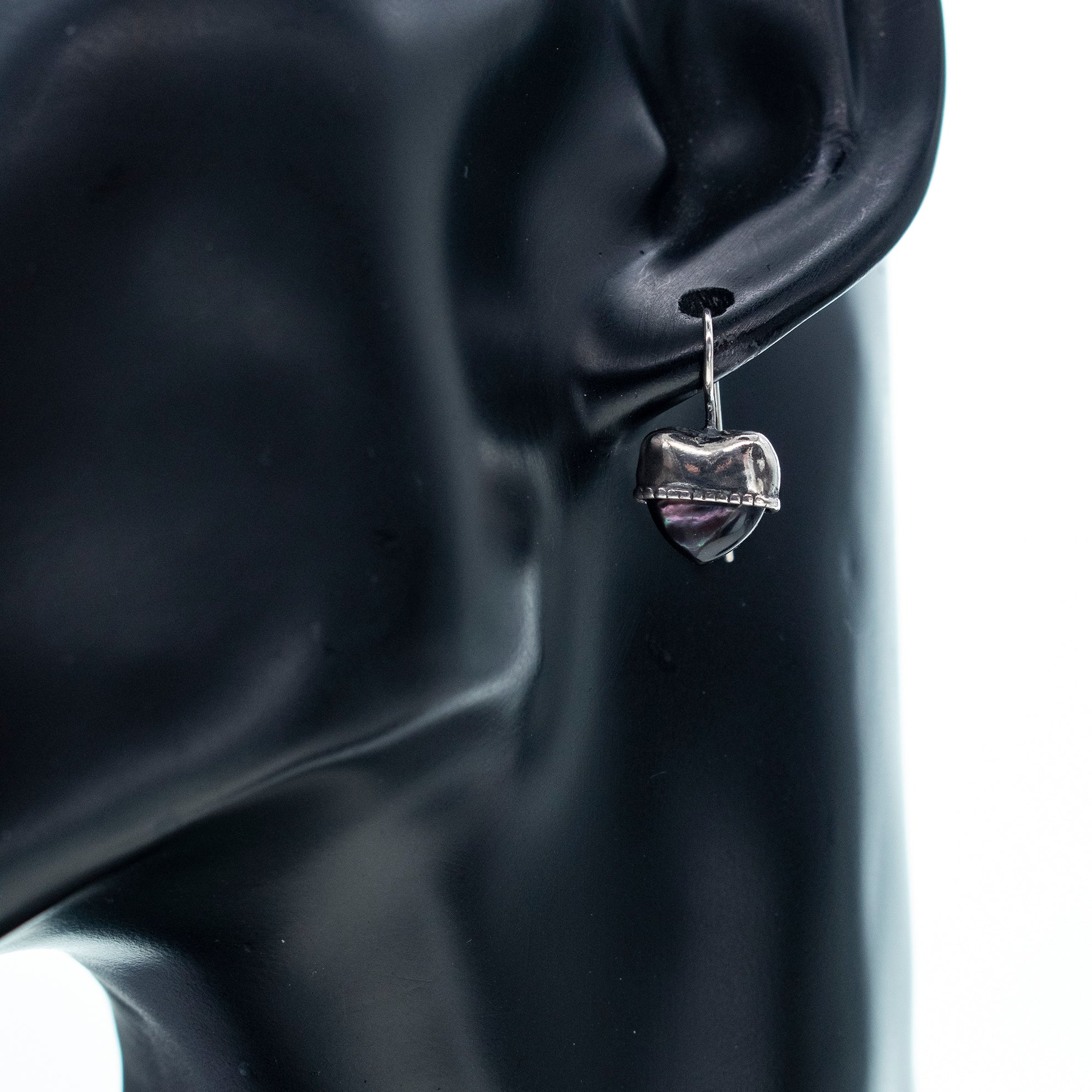 Eye Love You Little Heart Earrings Black Mother Of Pearl – Sterling Silver – Gem Kingdom