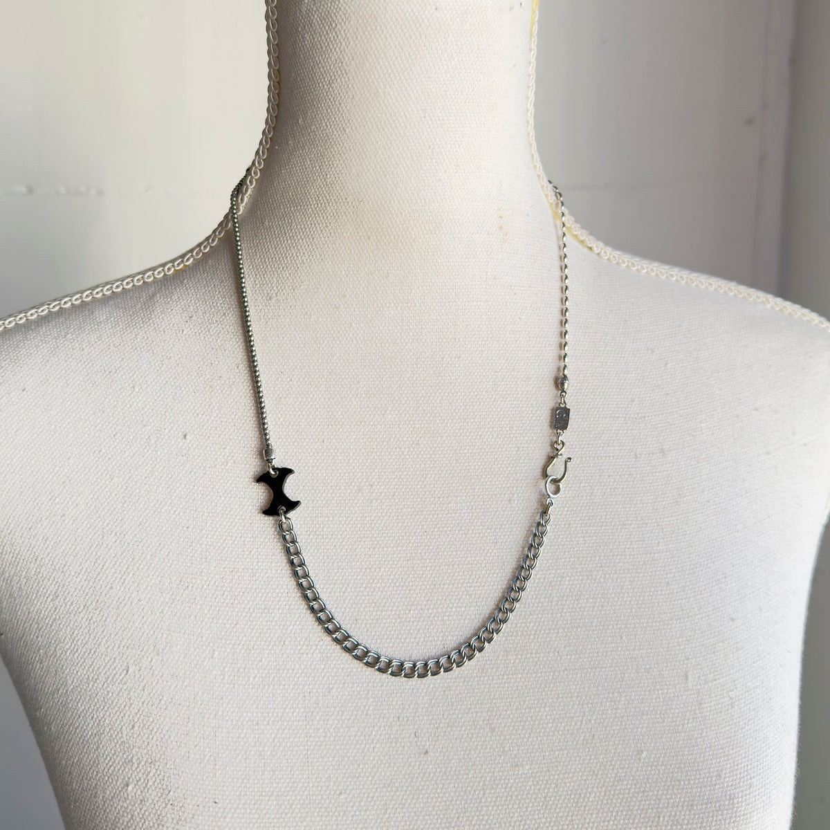 Cross Chain Necklace Black – Sterling Silver – Gem Kingdom