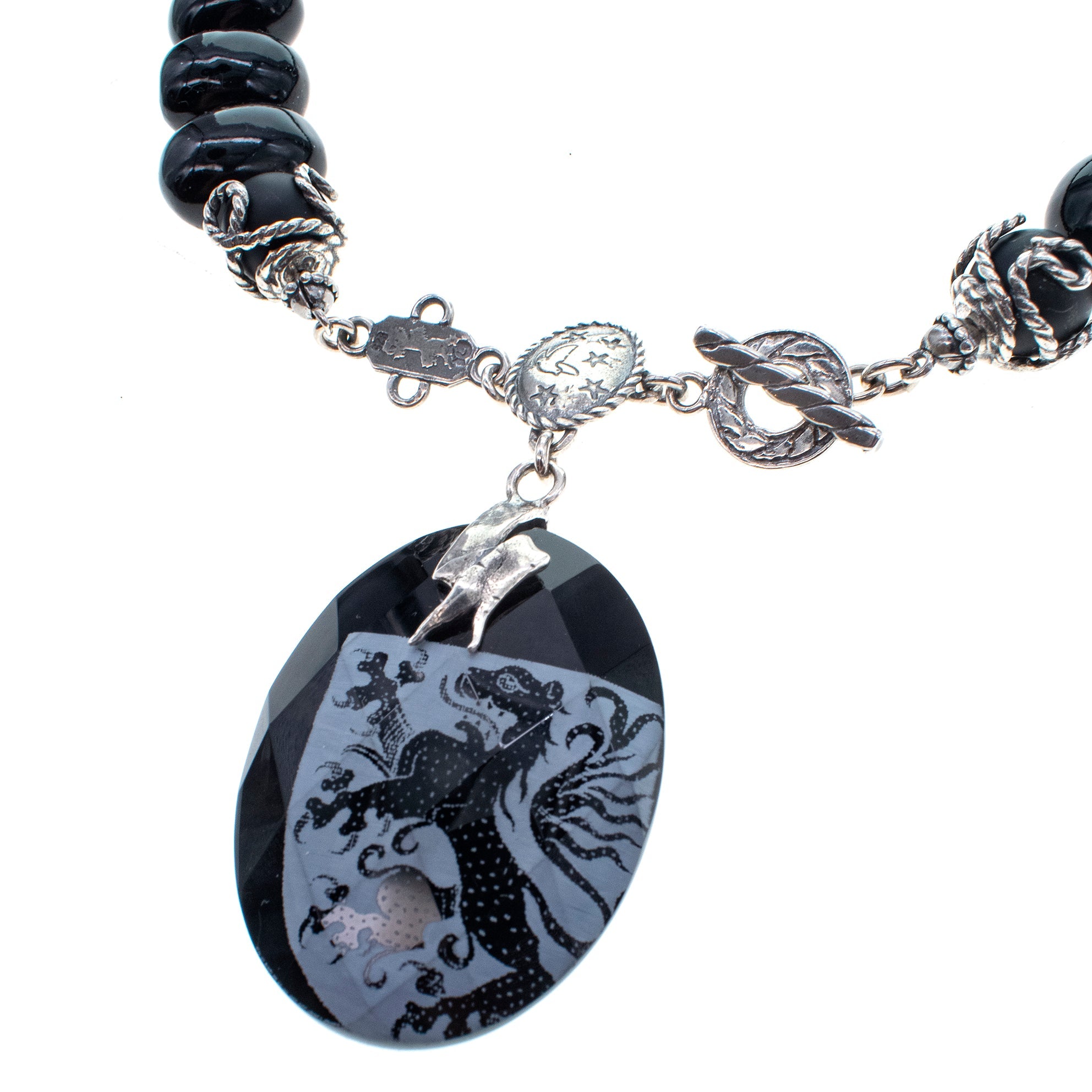 Black Shell Pearl & Lion Pendant Necklace – Sterling Silver – Gem Kingdom