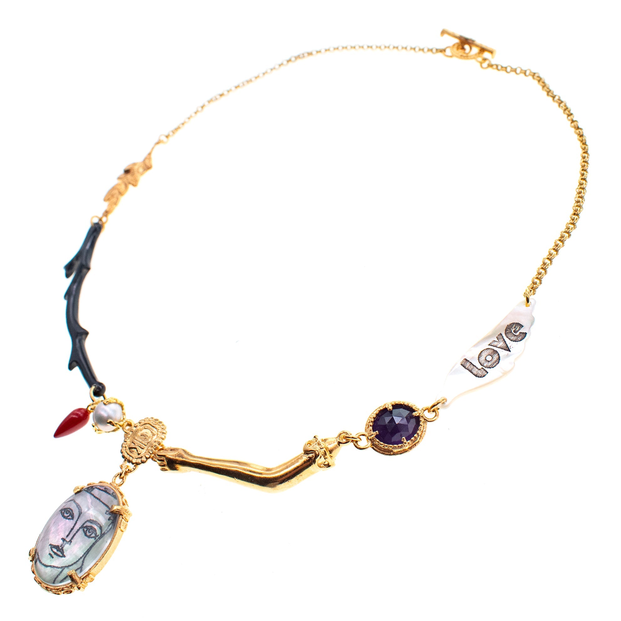Portrait Of Love Necklace – Gold Plated – Gem Kingdom