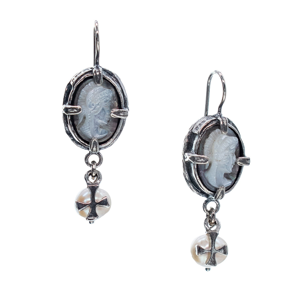 Italiaanse Schelp Camee Oorbellen – Sterling Zilver – Gem Kingdom