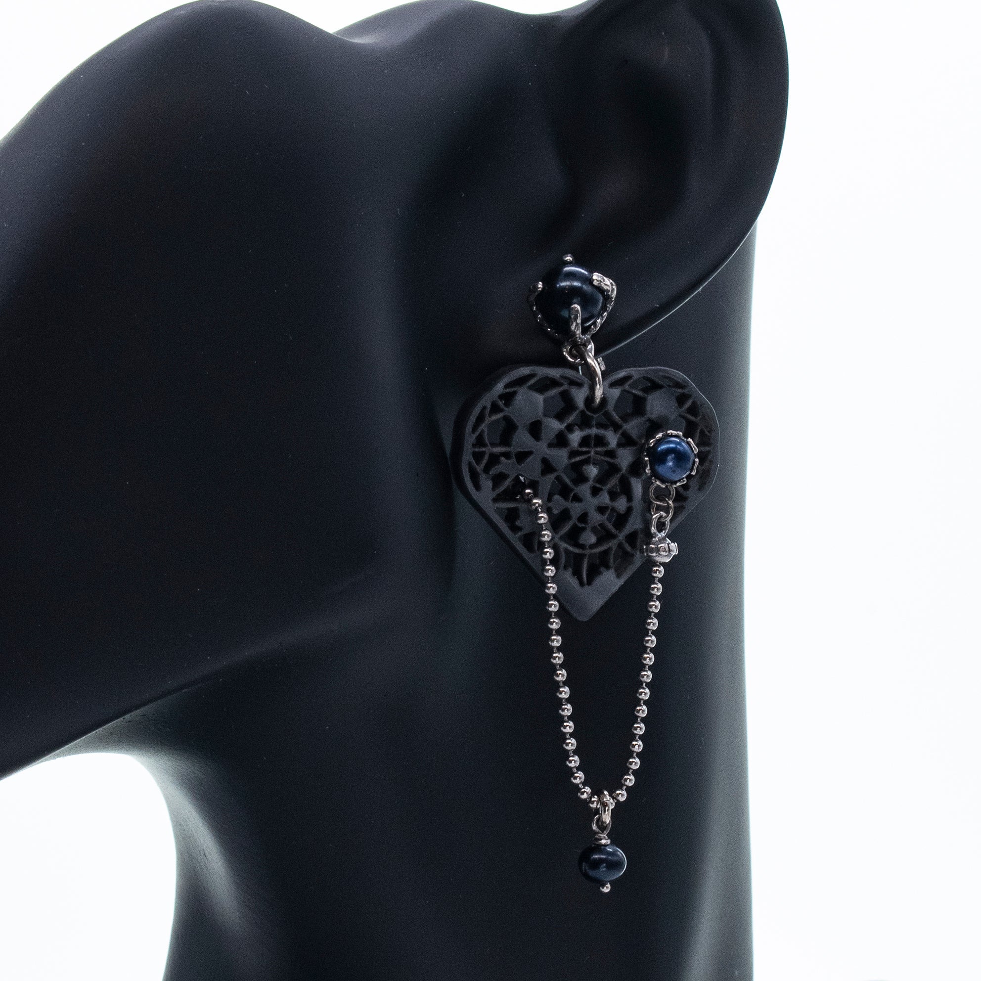 Black Heart Earrings – Sterling Silver – Gem Kingdom