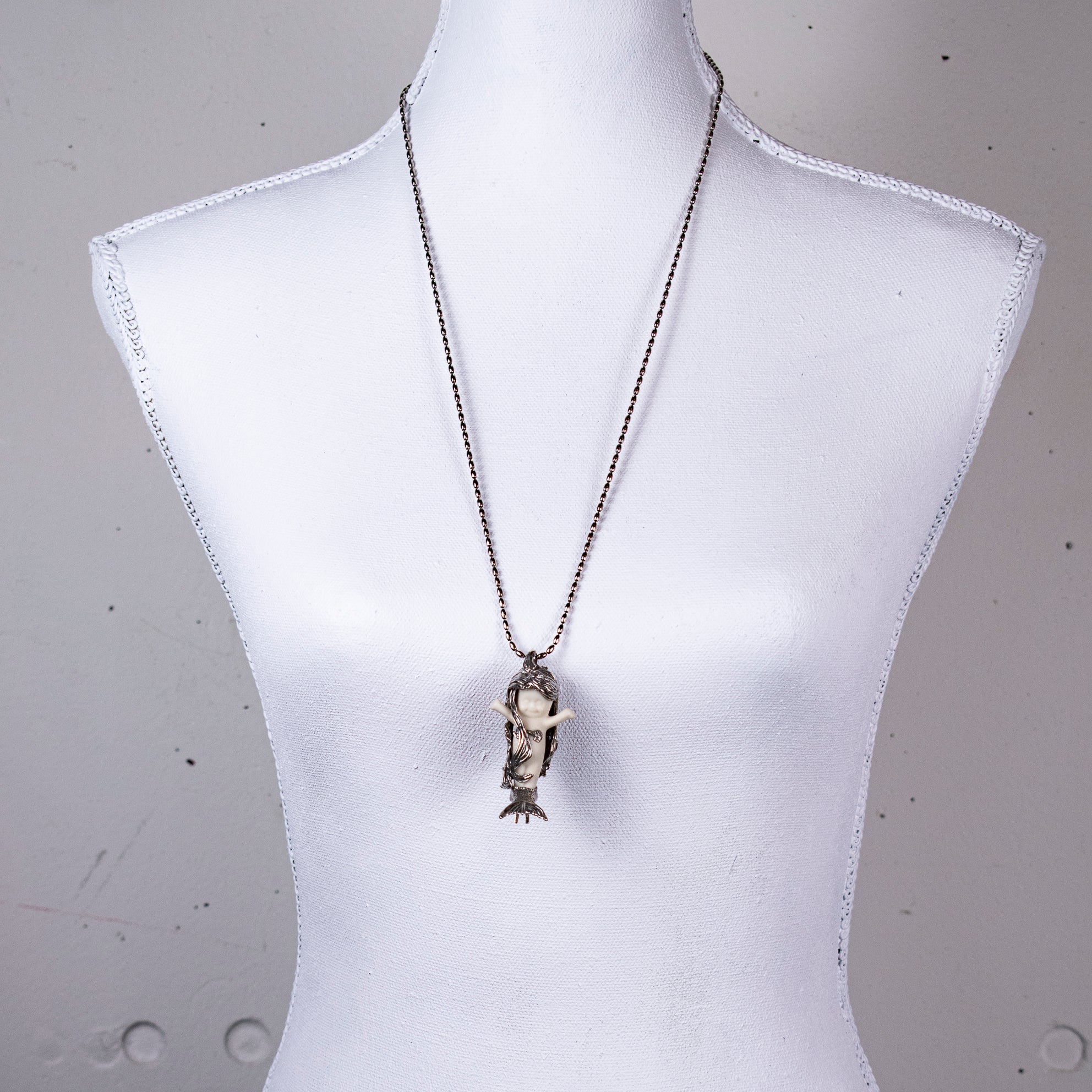 "Flipper" Ketting Wit En Zilver