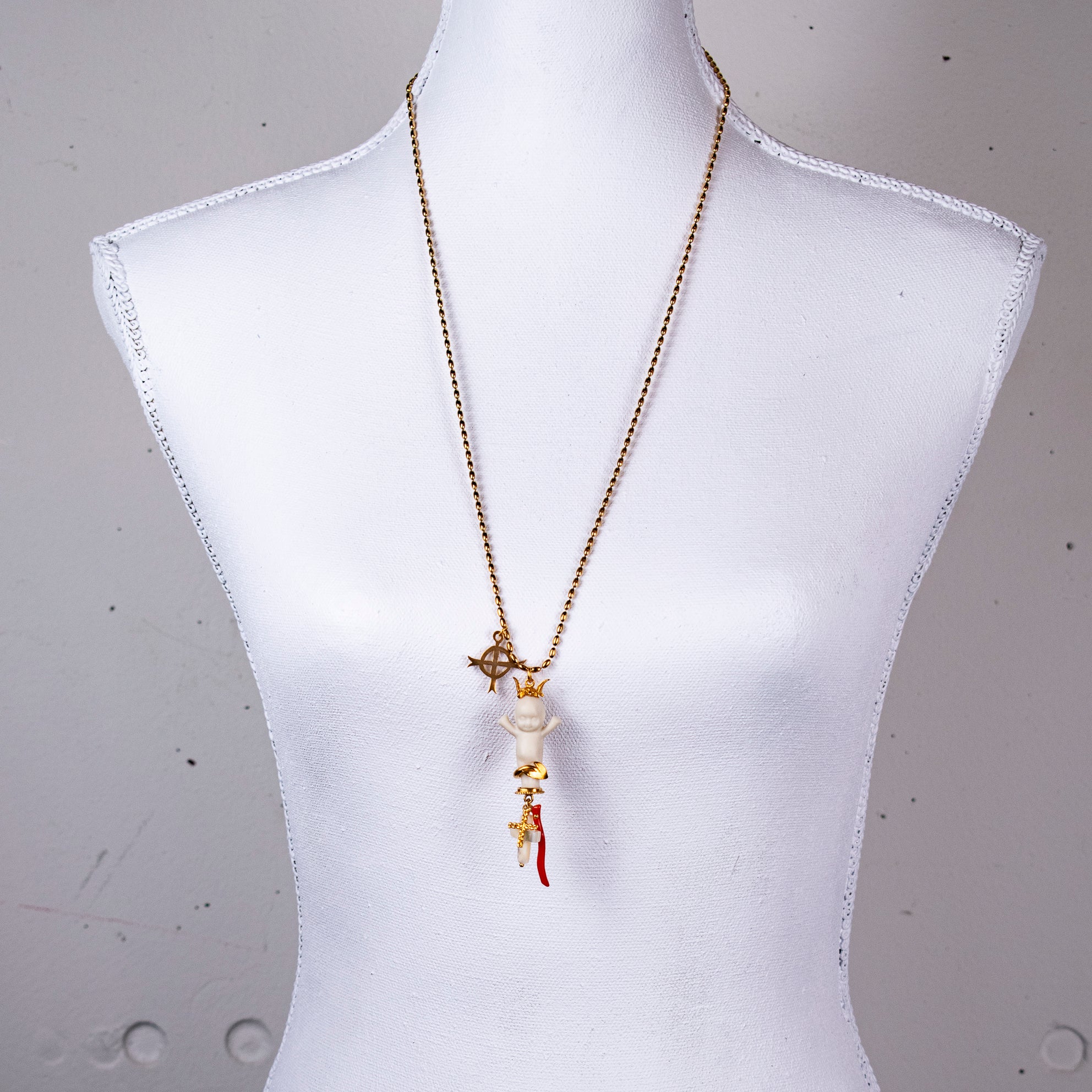 "Jezabella" Necklace White And Gold