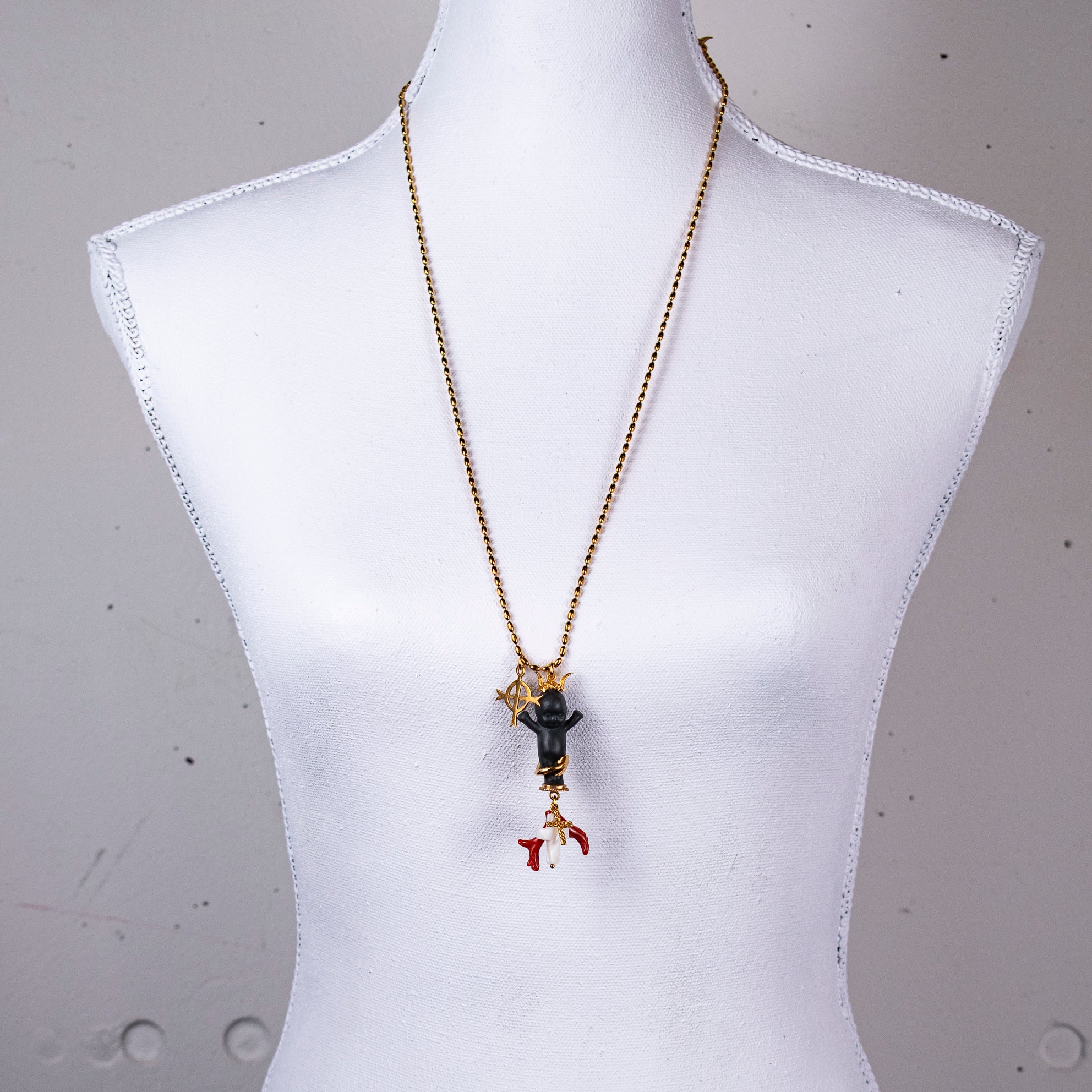 "Jezabella" Necklace Black And Gold