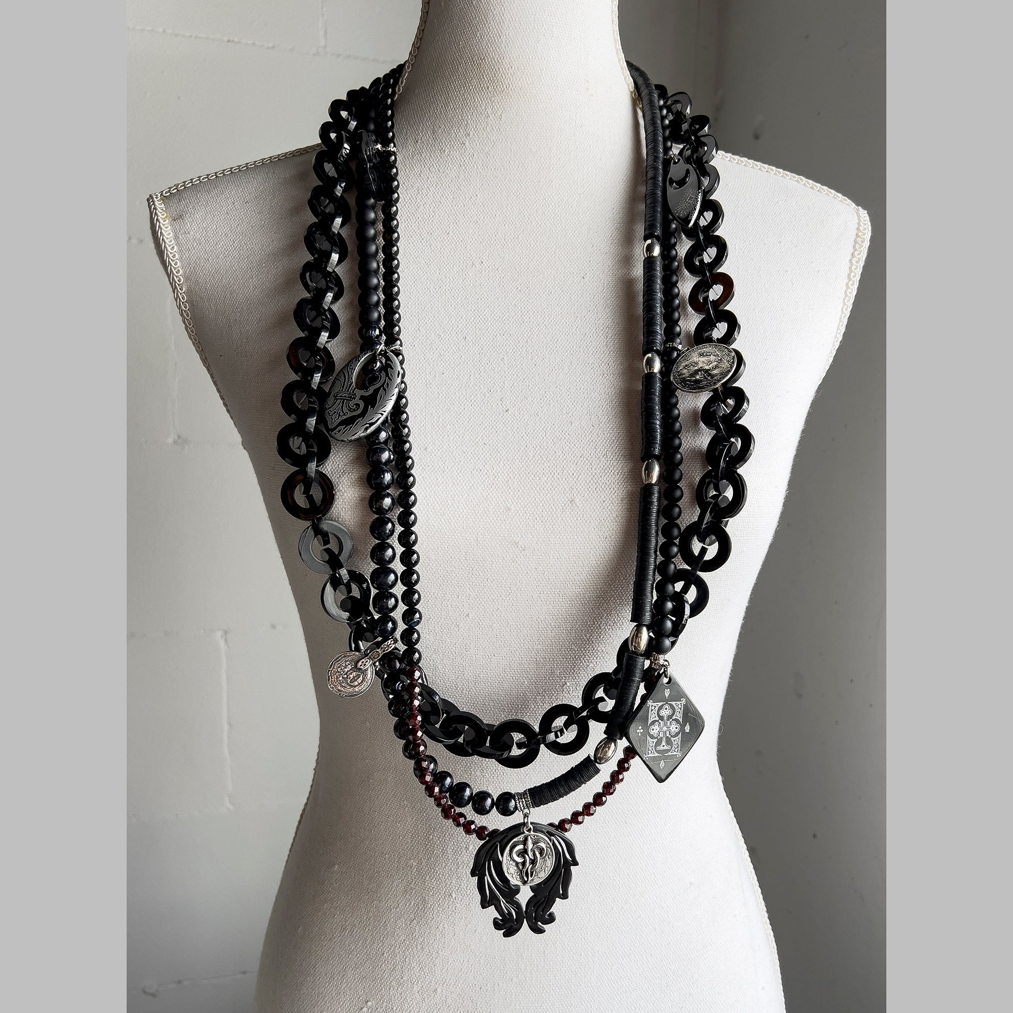 Multi Zwarte Statement Ketting