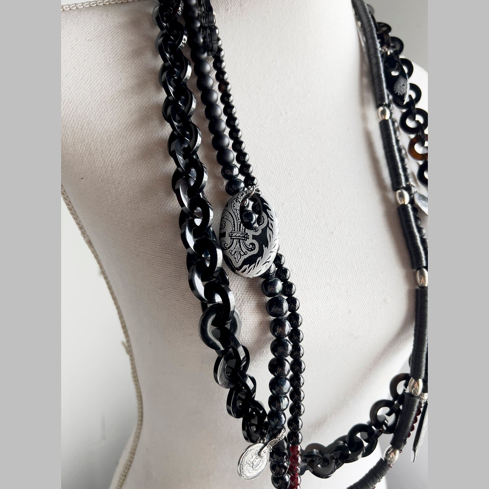 Multi Zwarte Statement Ketting
