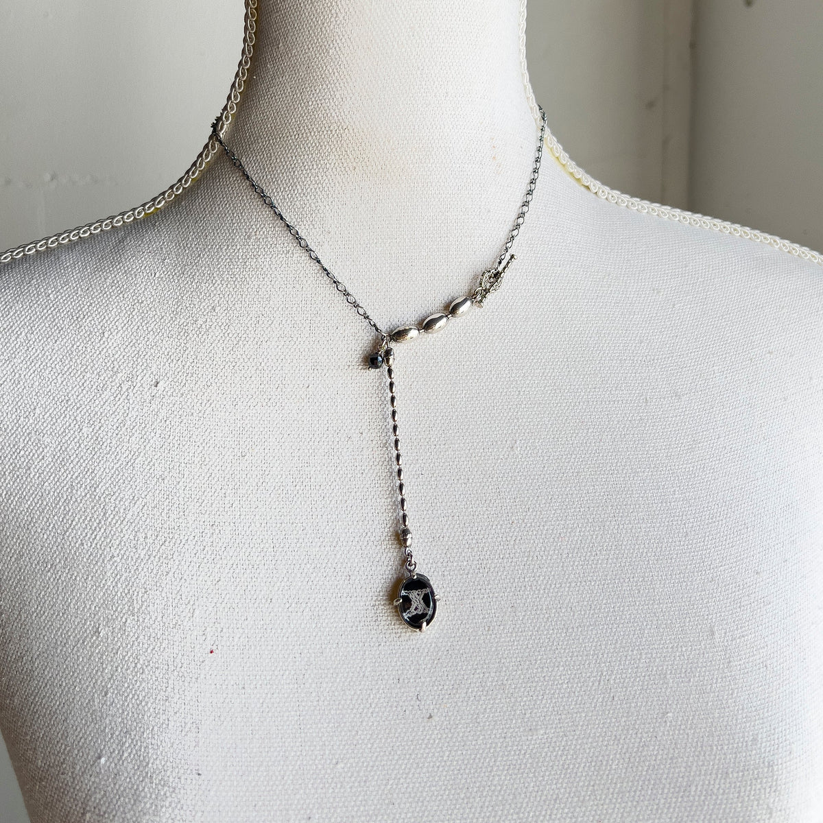 Rebel Rebel Intaglio Y-Ketting Kort – Sterling Zilver – Gem Kingdom