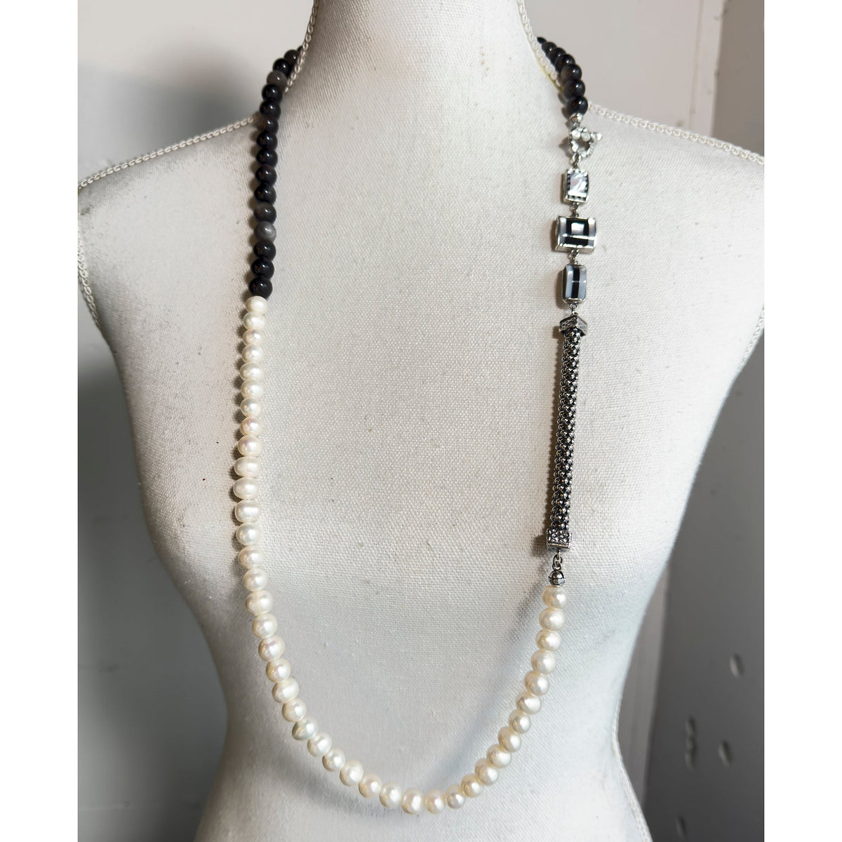 Black And White Long Pearl Necklace – Sterling Silver – Gem Kingdom