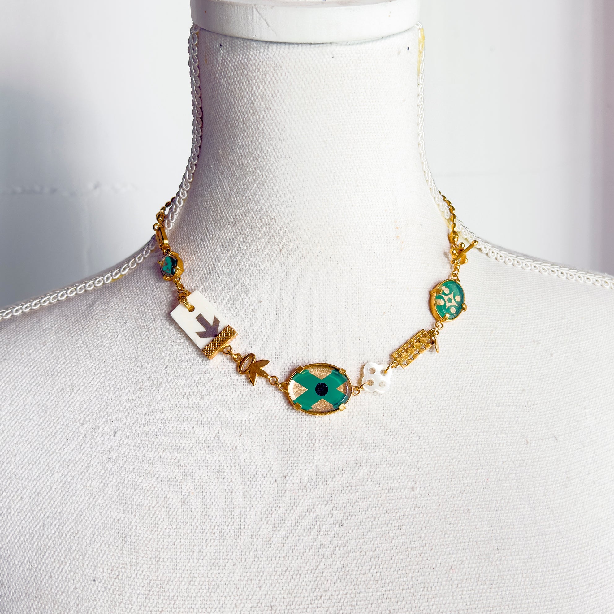 Green Intaglio Charm Collar Necklace