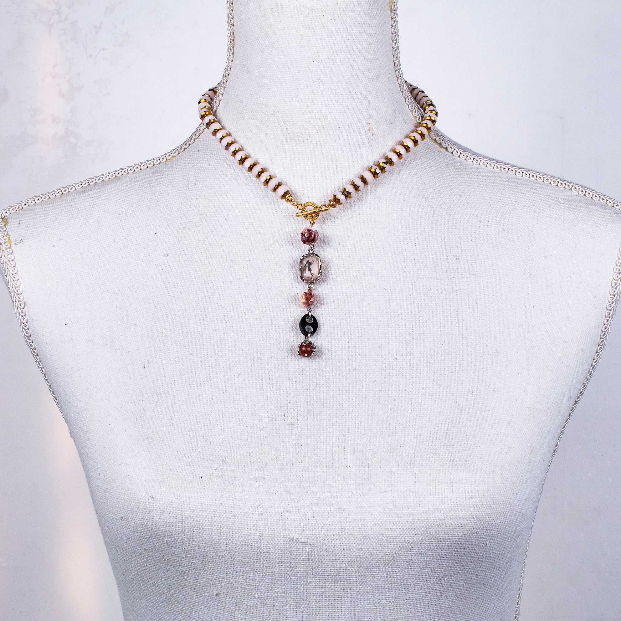 Vintage Glass Bead Pink Lariat Necklace – Sterling Silver & Gold Plated – Gem Kingdom