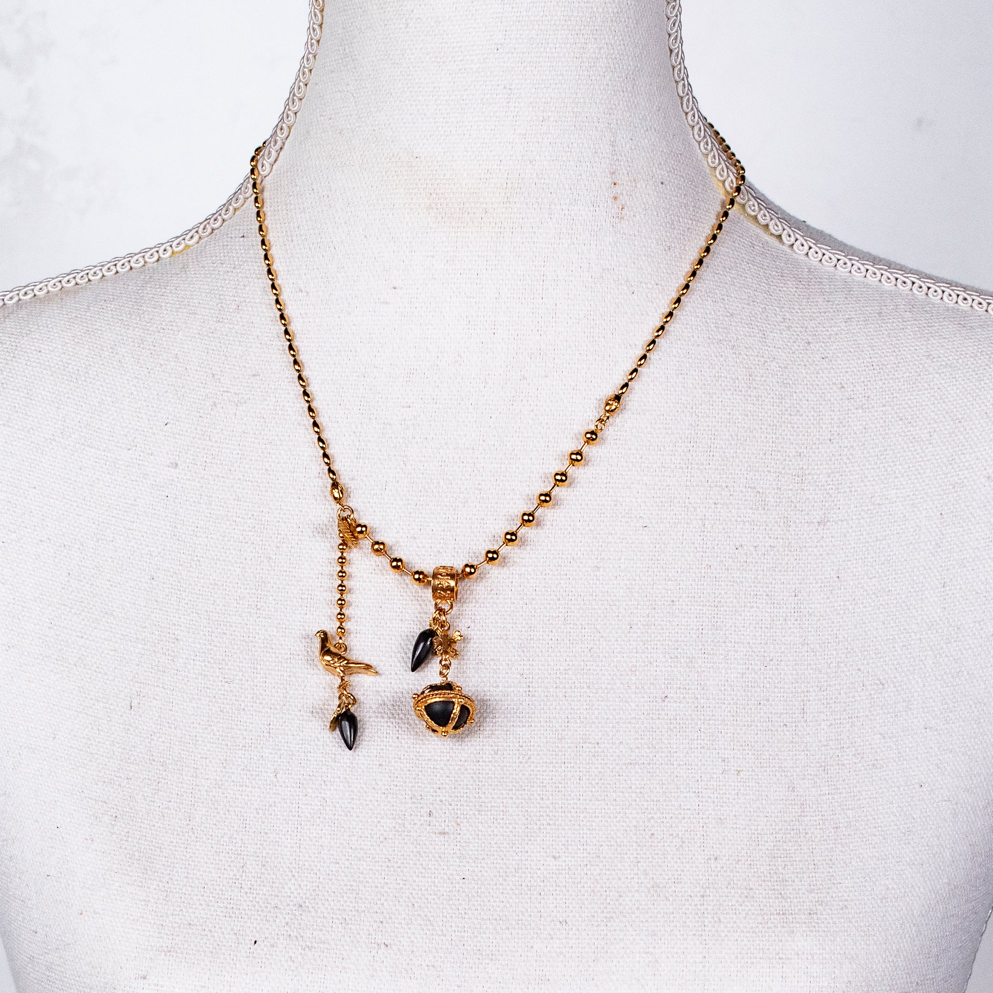 Dove Necklace Black Drop