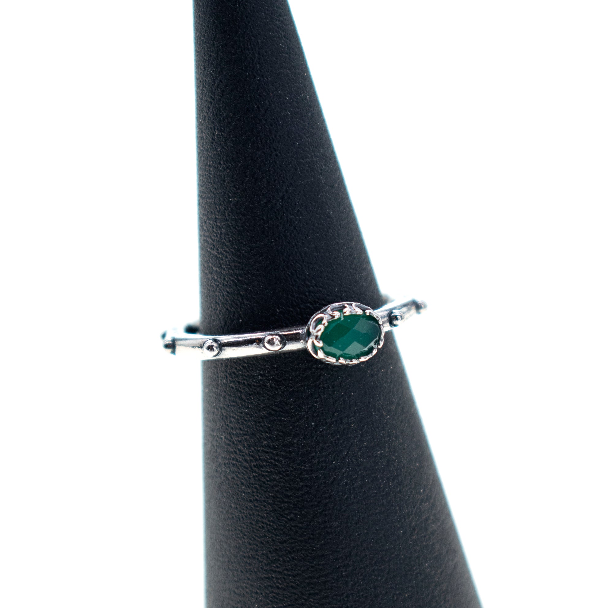 Green Agate Studded Band Ring