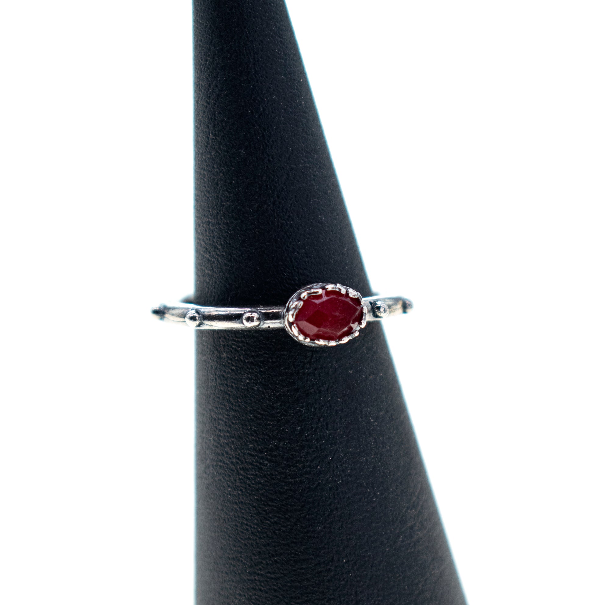 Ruby Red Agate Studded Band Ring